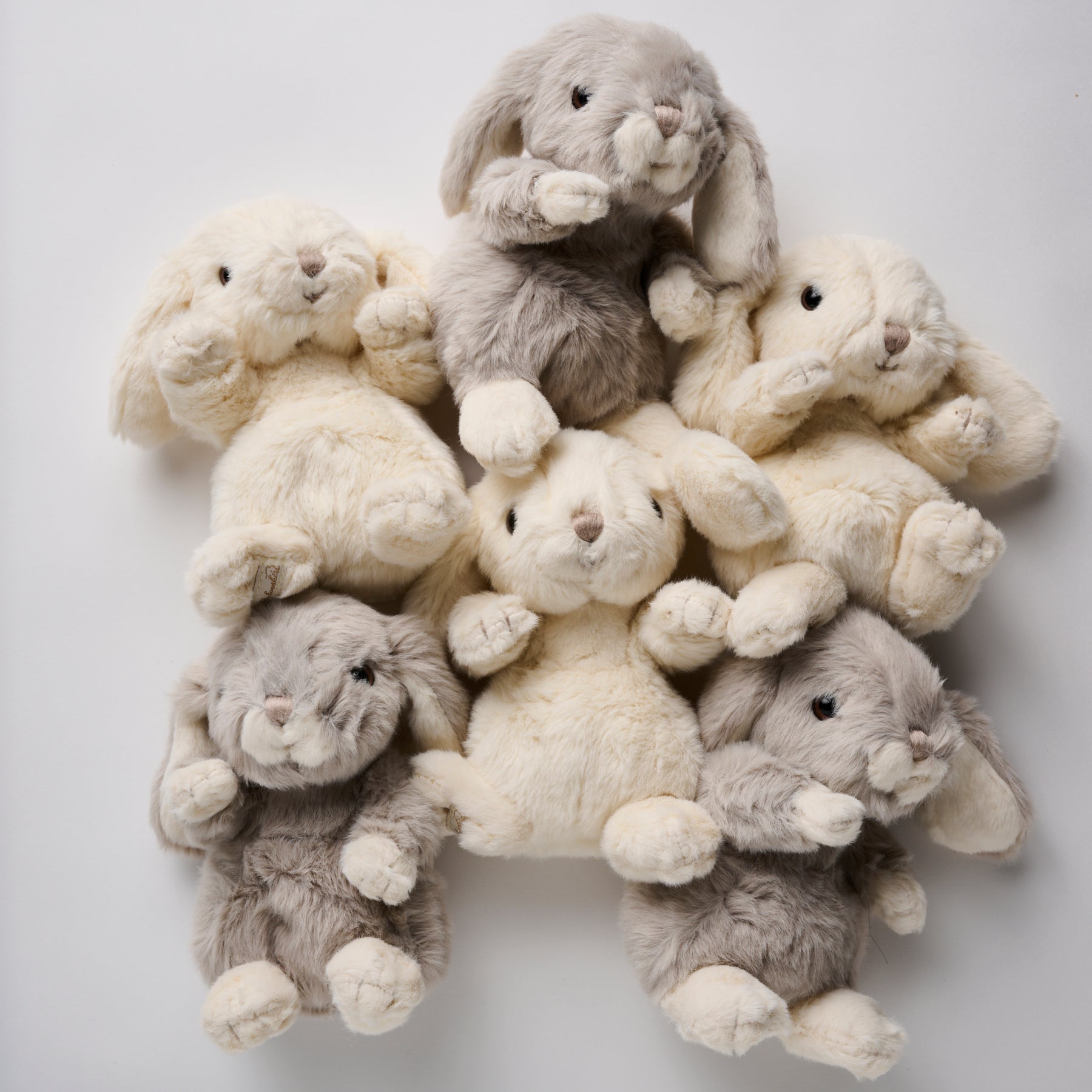 ★TOUT Y EST★ Bunny BagPadding minibag WHITE 7503071566 ☆TOUT Y EST☆ Bunny BagPadding minibag WHITE 7503071566