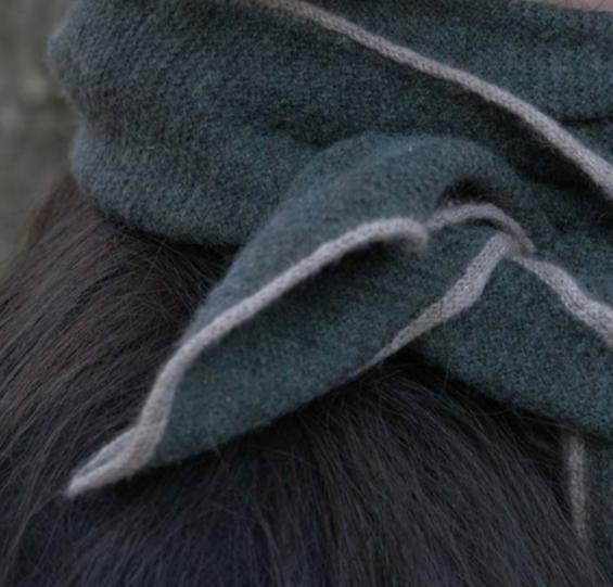 Cashmere bandana scarf-Pine