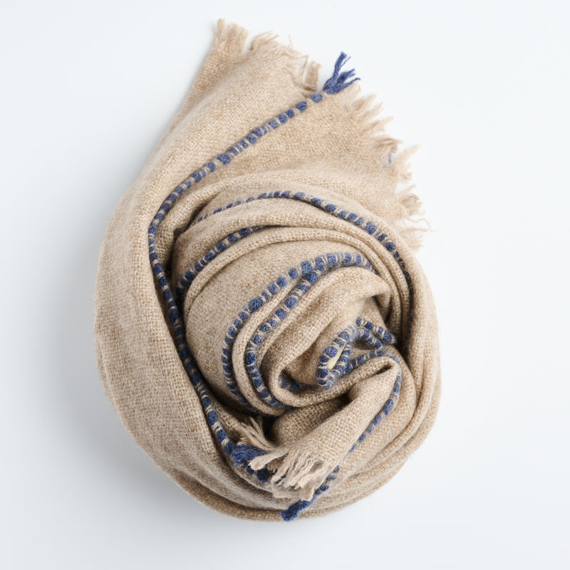 LIGHTWEIGHT CASHMERE WRAP/SCARF