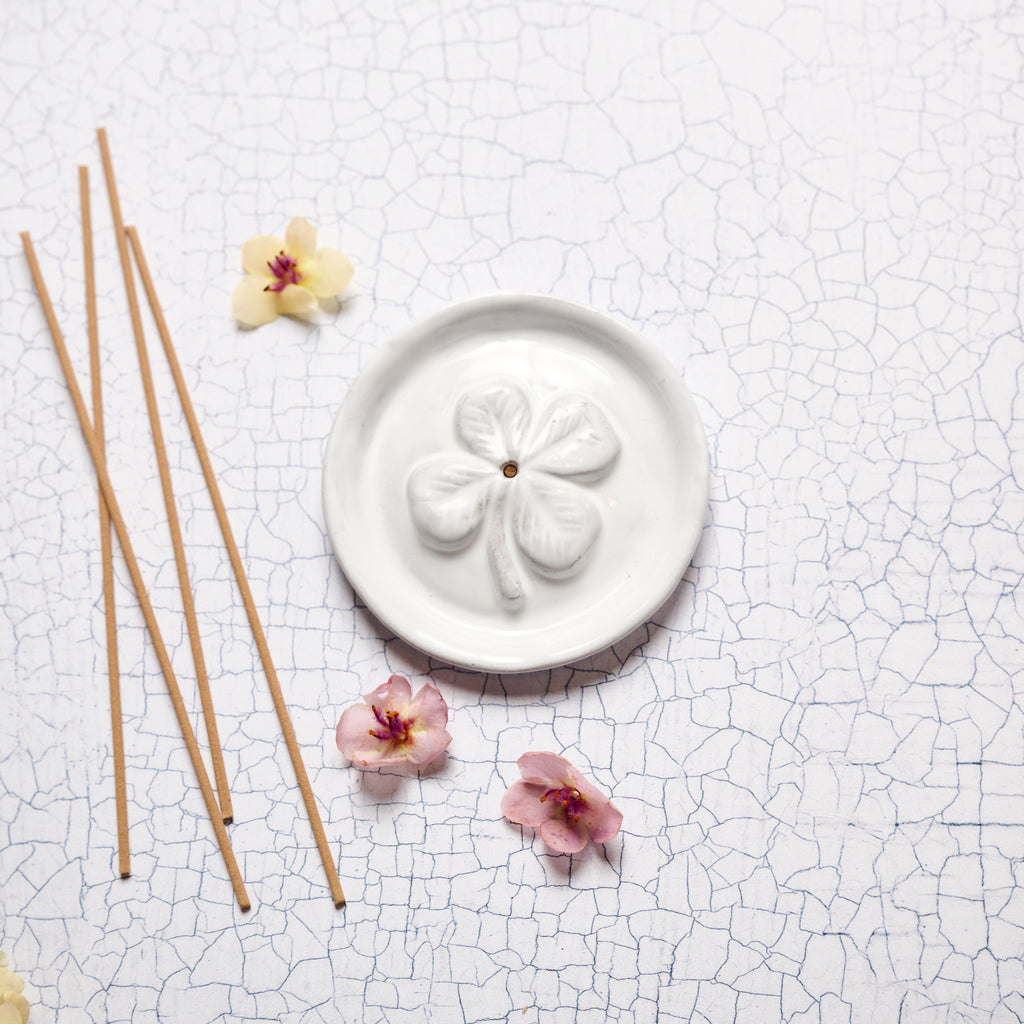 Four-Leaf Clover Incense Holder-Astier de Villatte – Blanche + Mimi