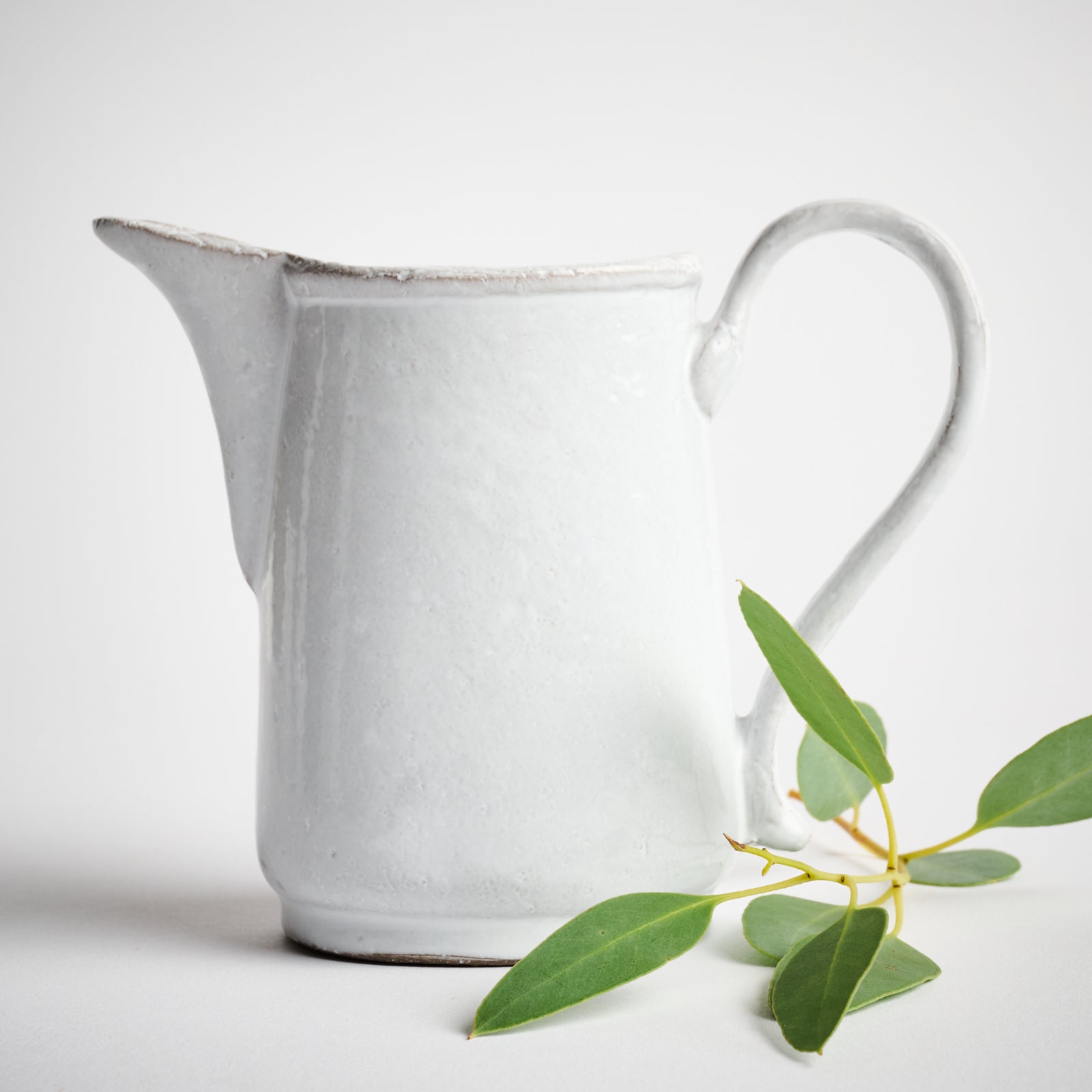 食器 Astier de Villatte Astier de Villatte “Milk” Pitcher- Paris, France – Blanche +