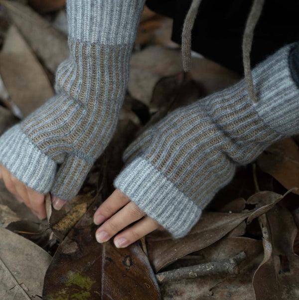 Fingerless Cashmere Gloves-Charcoal