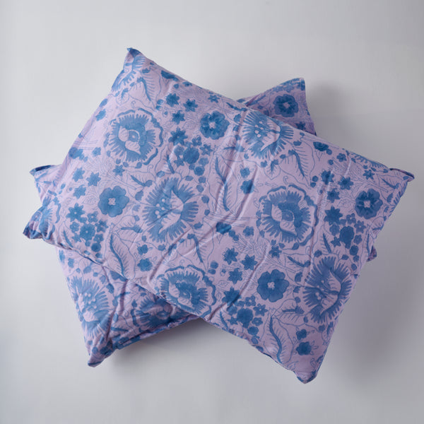 Mini flowered travel pillow