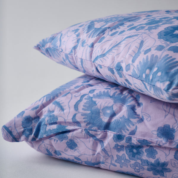 Mini flowered travel pillow
